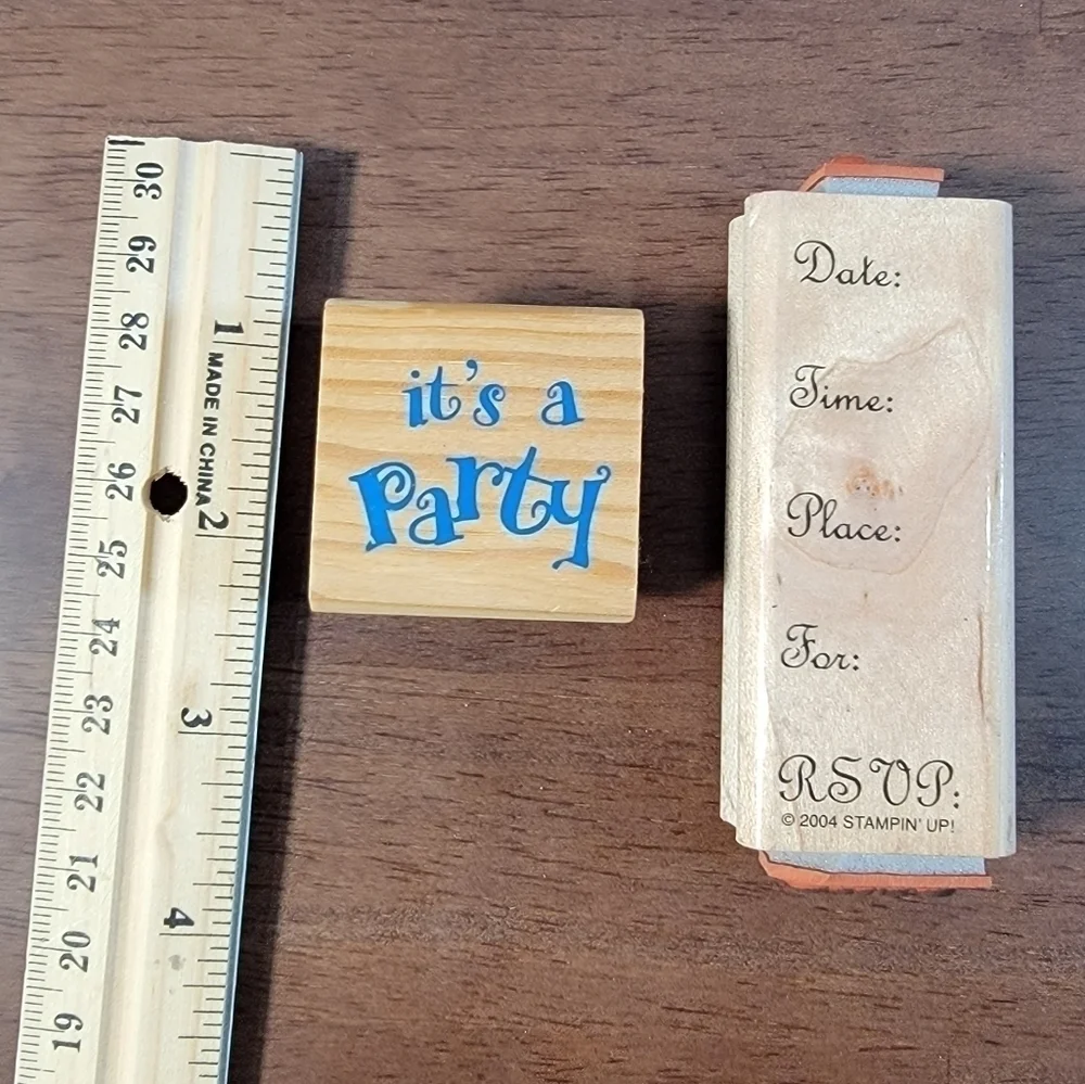 Lot of 2 wooden block rubber stamps for Party invitations